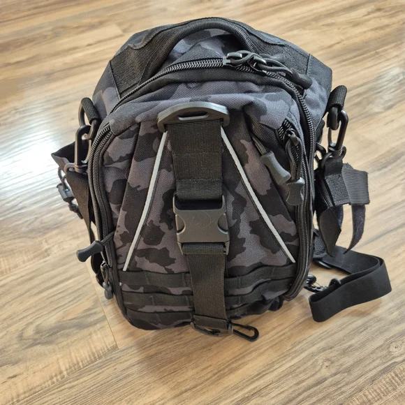 Backpack Camo Pattern - Picture 4 of 12